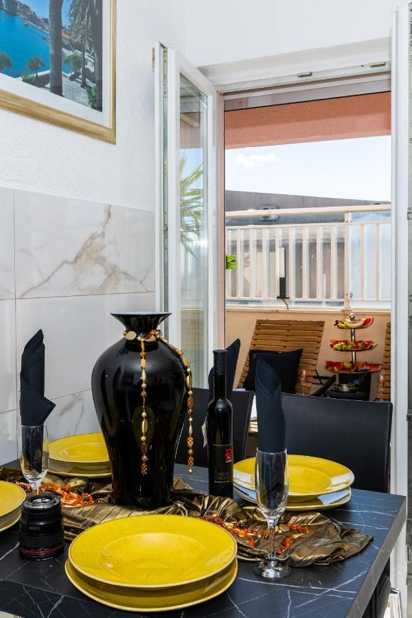 Apartment Rose Pool Comfort Ragusa Esterno foto