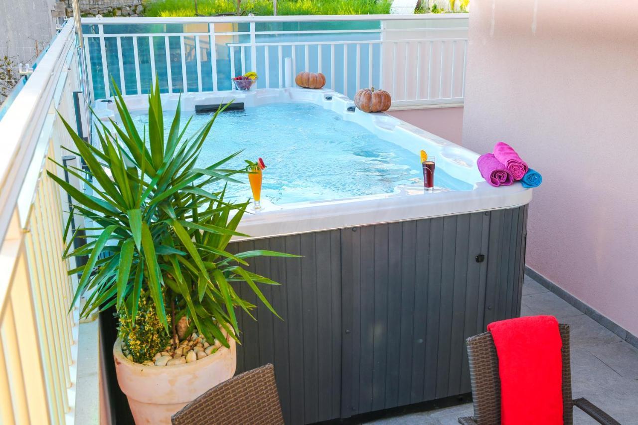 Apartment Rose Pool Comfort Ragusa Esterno foto