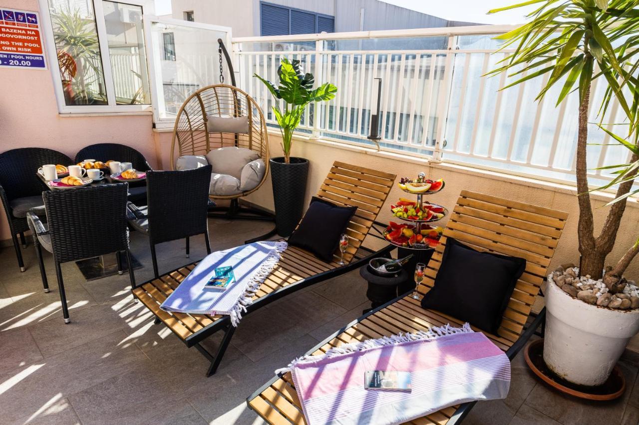 Apartment Rose Pool Comfort Ragusa Esterno foto